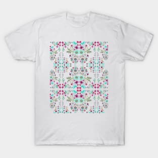 Art Nouveau floral pattern T-Shirt